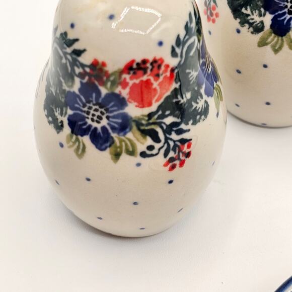 Colorful Polish Pottery Salt and Pepper Set by Boleslawiec-Garden Party Pattern - Picture 4 of 8